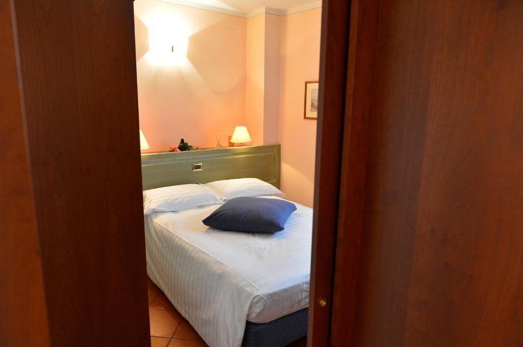 Residence Del Messaggero Rovereto  Rum bild