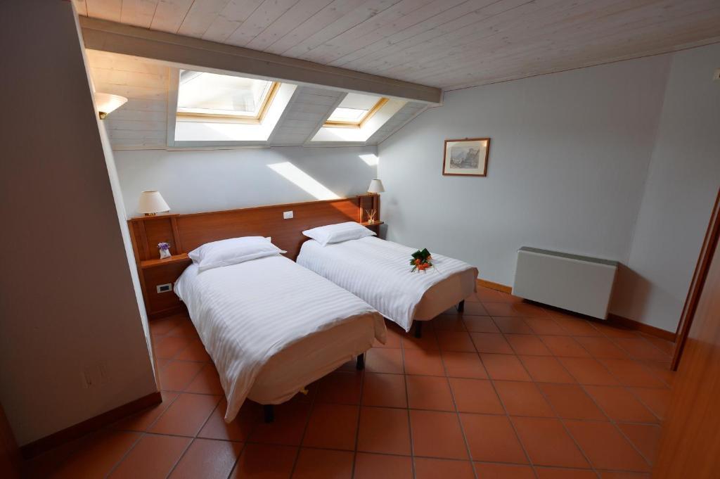 Residence Del Messaggero Rovereto  Rum bild