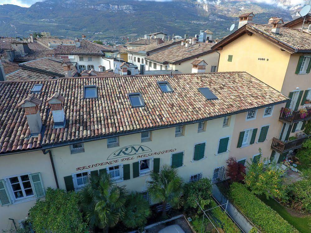 Residence Del Messaggero Rovereto  Exteriör bild
